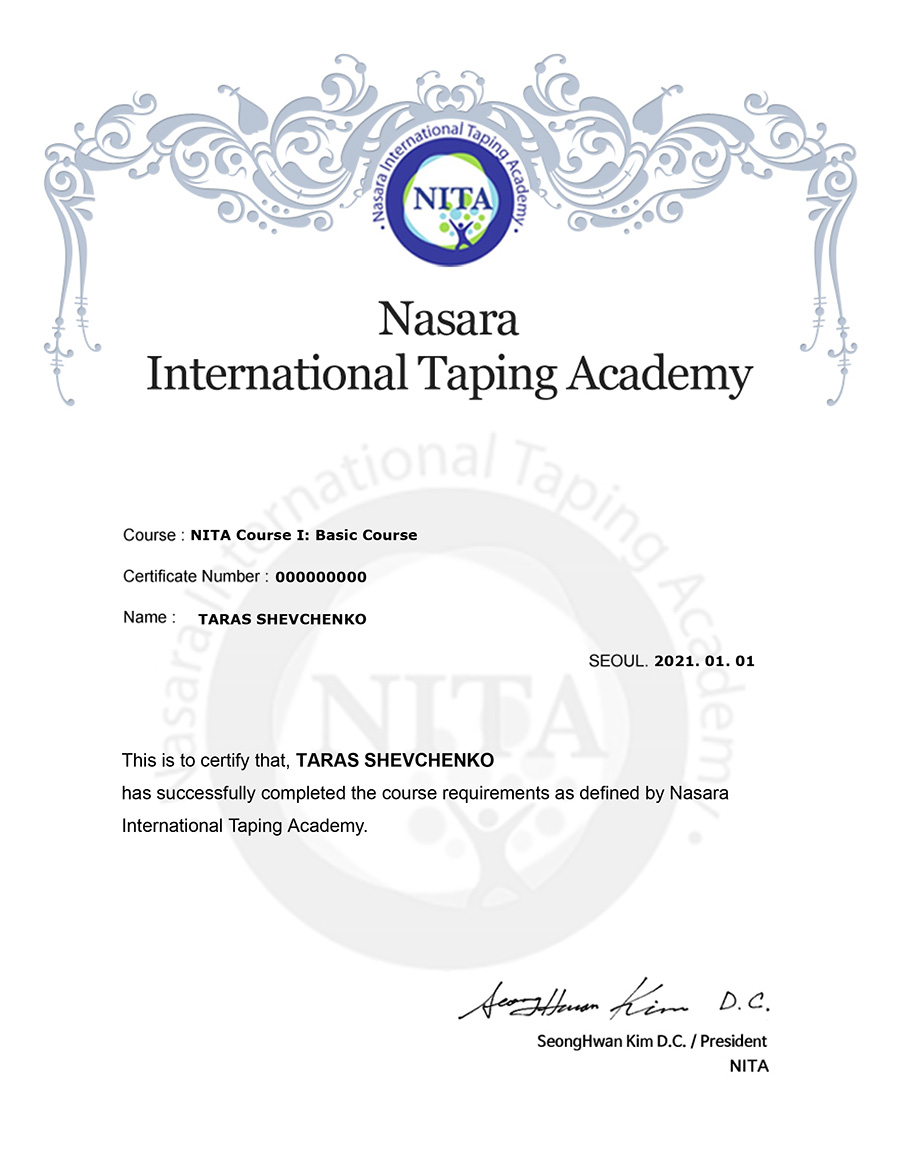 Видача сертифікату випускника Міжнародної Академії Тейпування NASARA